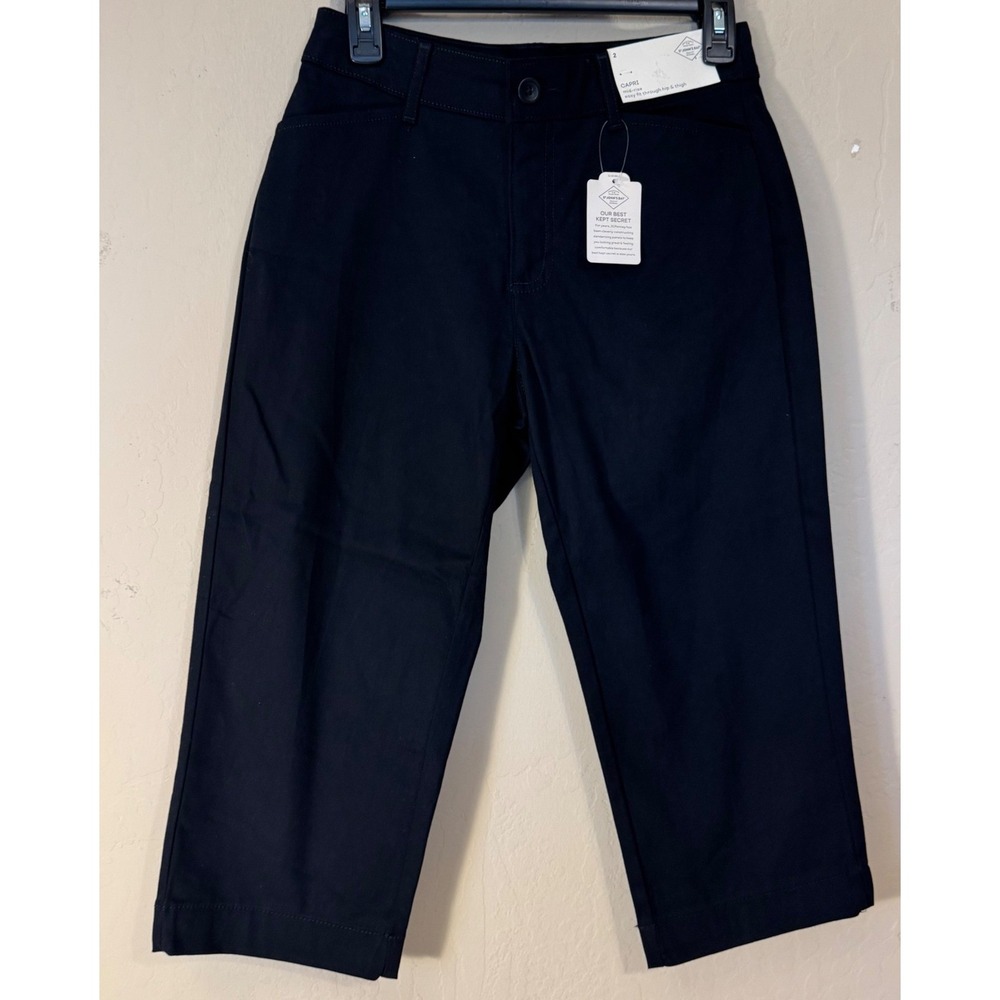 St. John's Bay Capri Pants‎ Women 2 Black Mid Rise Stretch NEW
